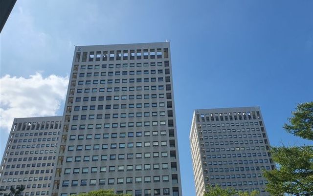 배송로봇, 조달청 나라장터에서 임대해 드립니다